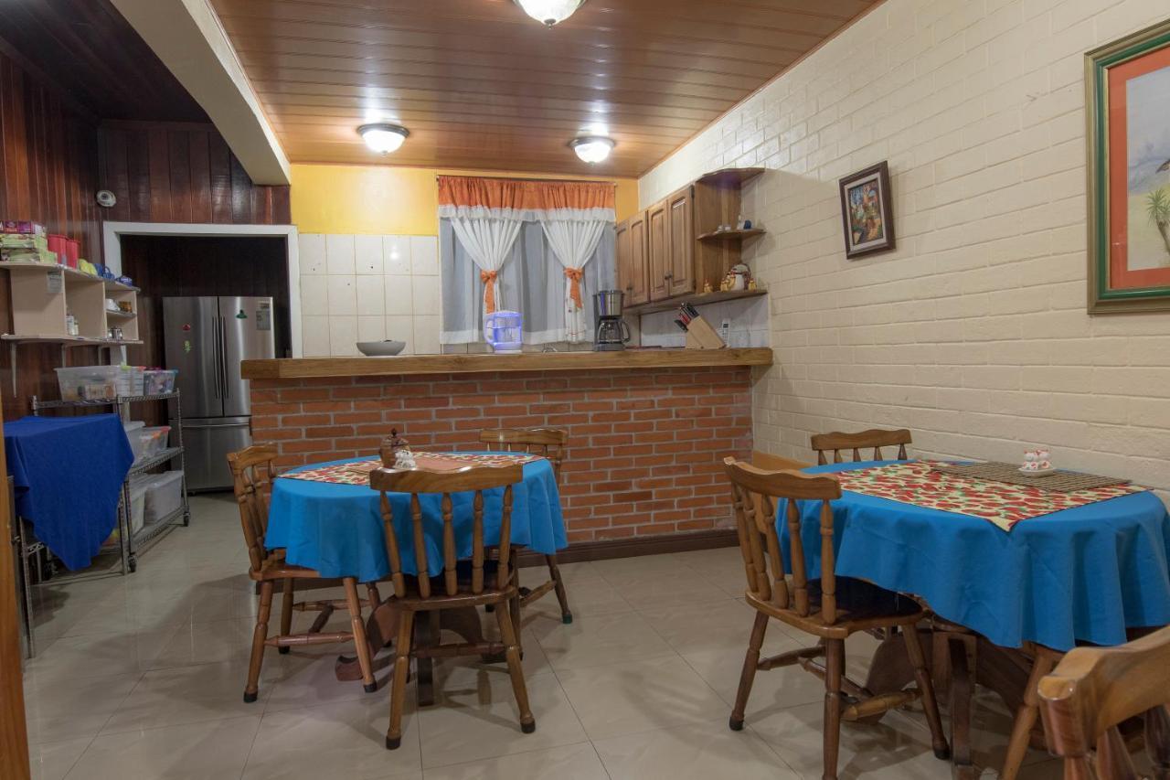 Hotel Sura Сан Хосе Екстериор снимка