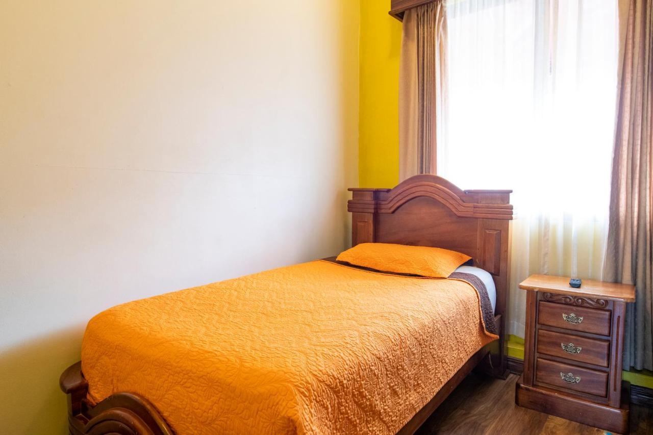 Hotel Sura Сан Хосе Екстериор снимка